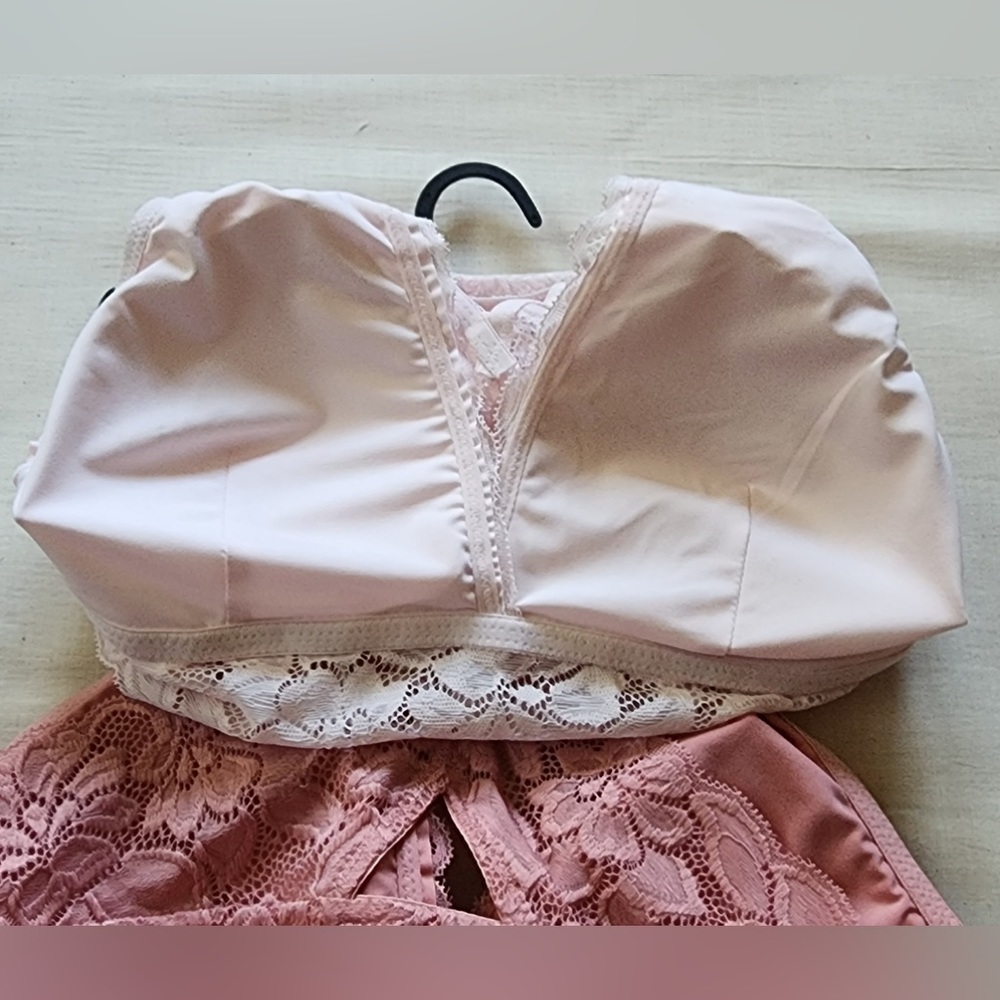 Marilyn Monroe 2pc Stretch Lace Racerback Deep “v” Removable Pads Bralettes szL - Picture 8 of 9